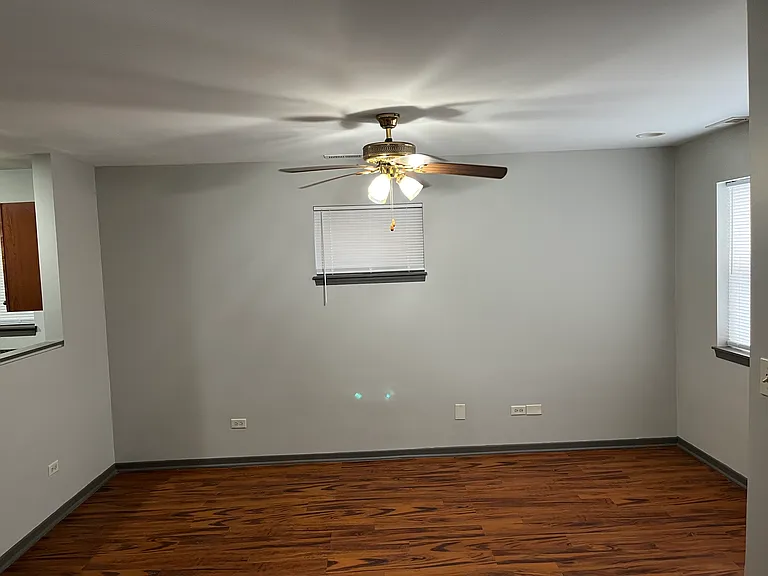 7916 S Parnell Ave #1 — Photo 3