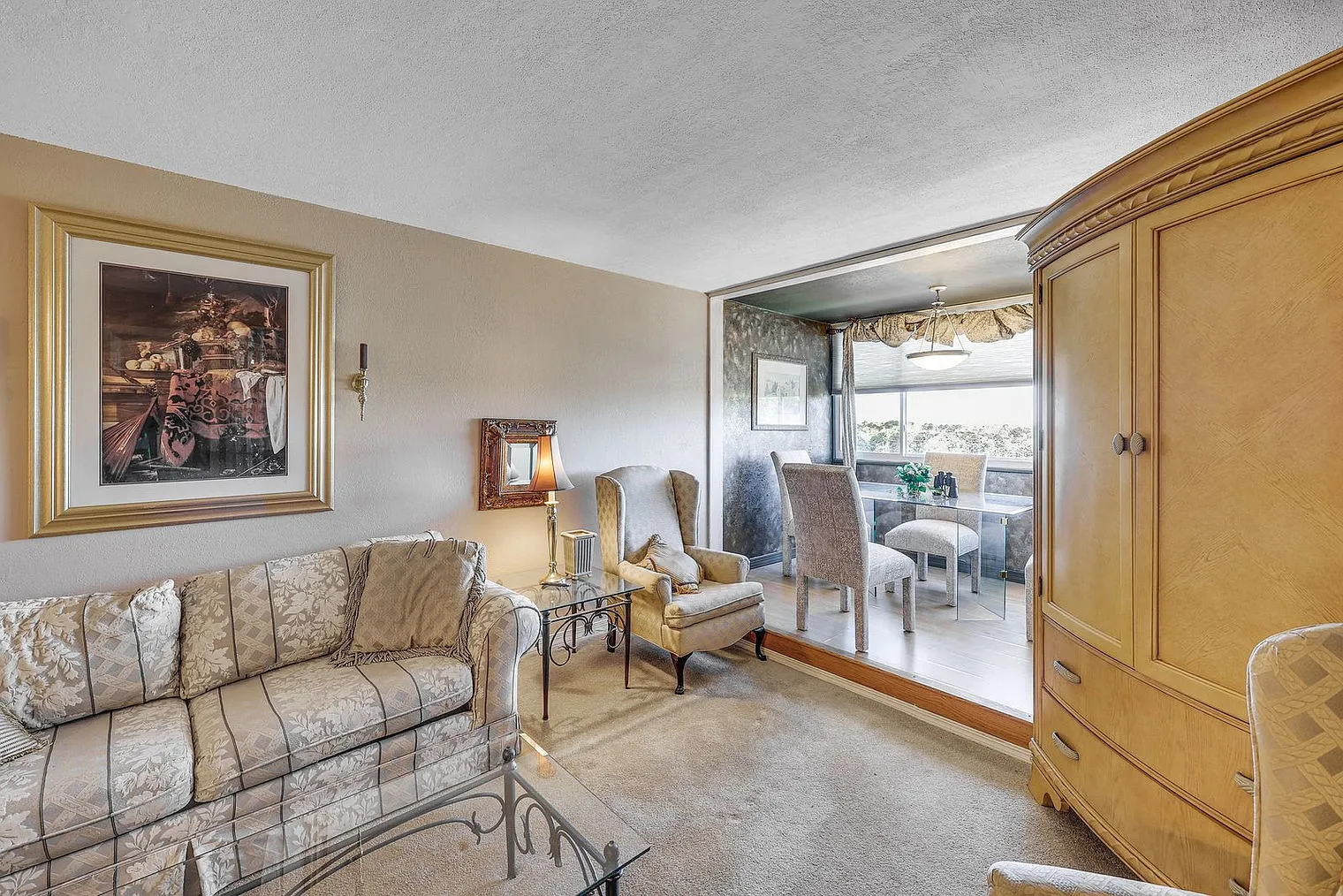 1 bed, 1.0 bath, 893 sqft, $2,806 — Photo 3