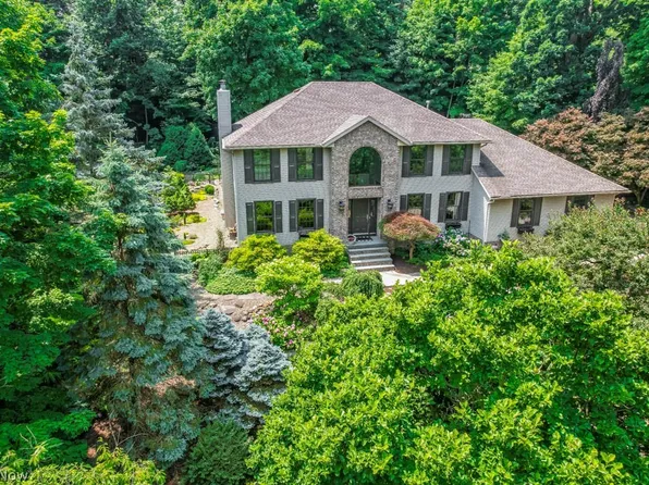 8250 Wilhite Dr, Wadsworth, OH 44281