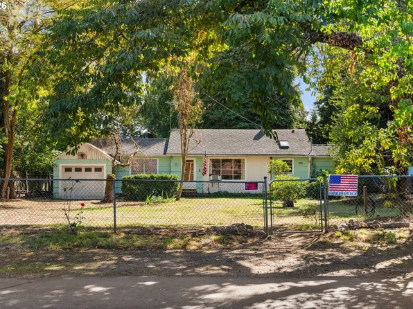 16434 NE Multnomah St, Portland, OR 97230