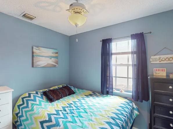 80 W 37th Street, Riviera Beach, FL 33404