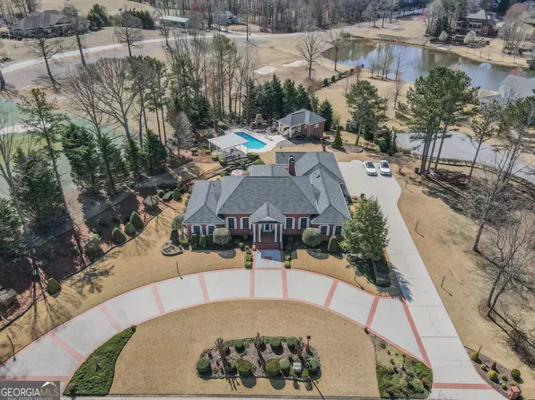 103 Oakmont Ct, Carrollton, GA 30116