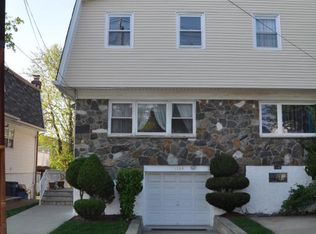 1139 Willowbrook Rd, Staten Island, NY 10314