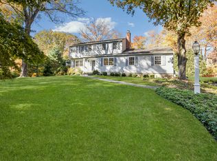 33 Grey Hollow Rd, Norwalk, CT 06850