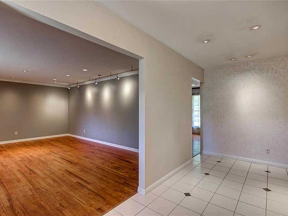 5th image of 230 Clion Ln