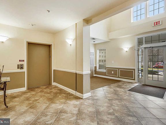 3rd image of 101 Watkins Pond Blvd #4-201