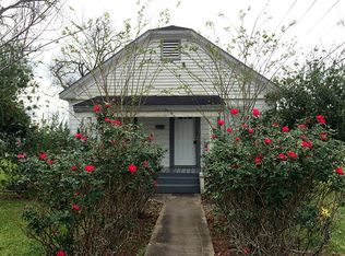 225 Pecan St, Sweeny, TX 77480