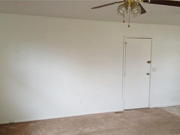 5th image of 1209 W Lake Ave