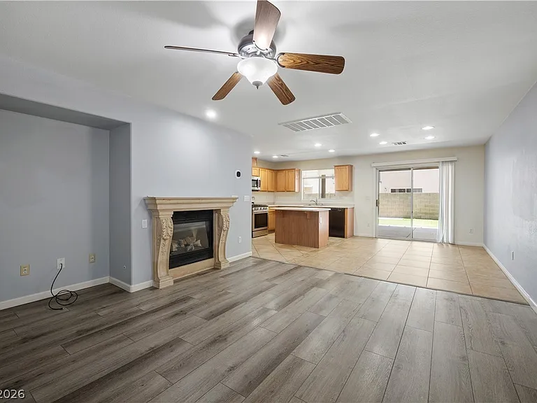 8907 W Torino Ave — Photo 32
