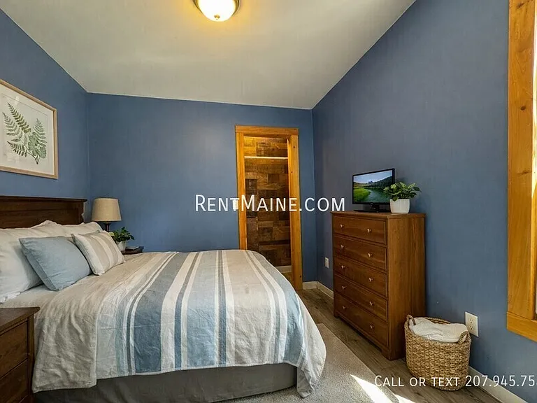 114 Bridge St #3 — Photo 11