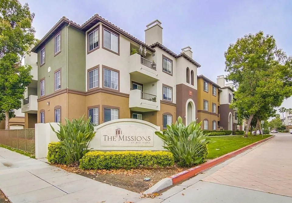 2258 Gill Village Way #1015