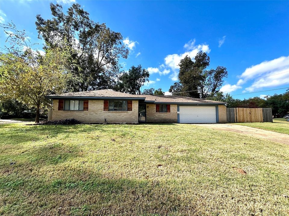 1st image of 2624 E Cavett Dr