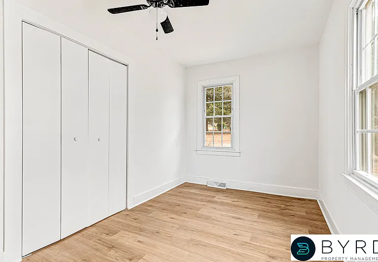 2958 Winston Churchill Dr — Photo 26