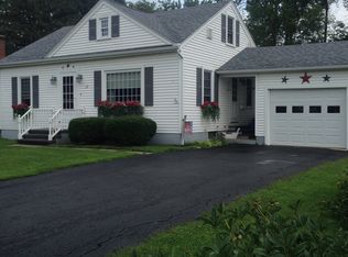 32 Pine St, Rouses Pt, NY 12979