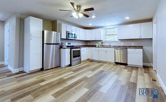 5th image of 1311 W Baxter Ave