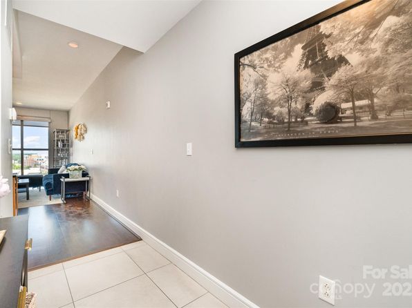 333 W Trade St UNIT 805, Charlotte, NC 28202