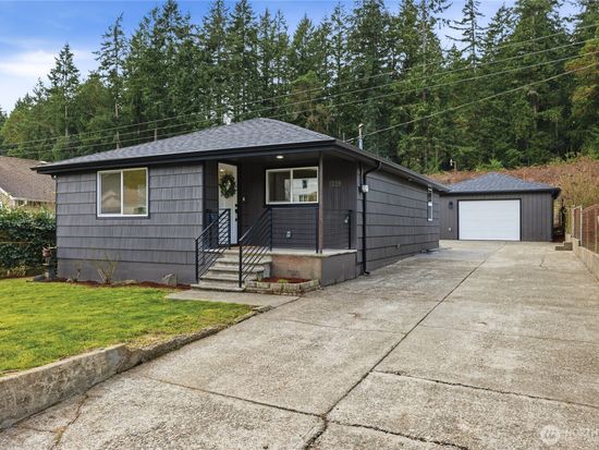 1219 Poindexter Avenue, Bremerton, WA 98312