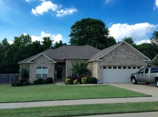 3808 Legacy Village Dr, Benton, AR 72015