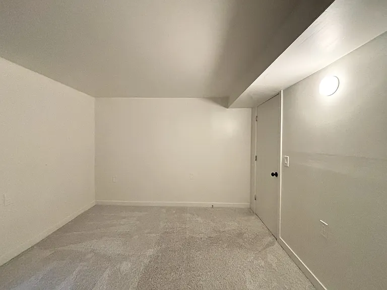 11299 S Woodhill Dr — Photo 24