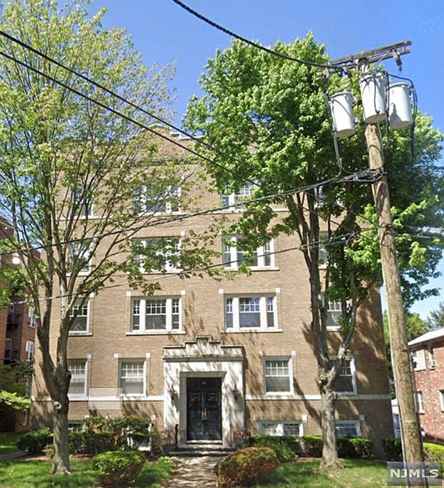 1st image of 45 Park Ave Unit 26