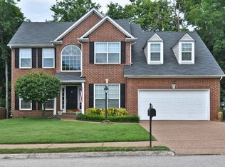 5013 Stonemeade Dr, Nashville, TN 37221