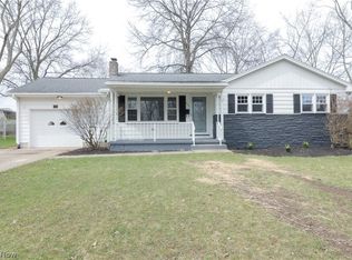 920 Collins Ave, Youngstown, OH
