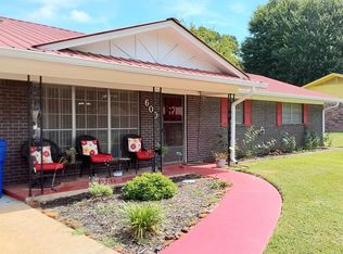 600 Denson St, Linden, TX 75563