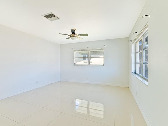 2nd image of 4810 NW 49th Drive
