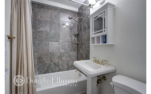 Sold by Douglas Elliman | media 20