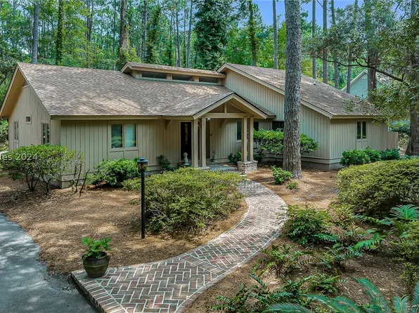 44 Crooked Pond Dr, Hilton Head Island, SC 29926