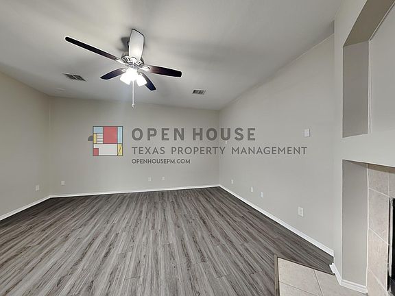 4th image of 3116 Deleon Dr
