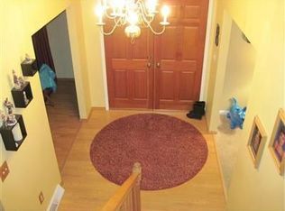 205 Mimosa Dr, Dayton, OH 45459