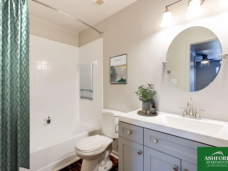 Ashford Apartments at Betton Hills — Photo 11