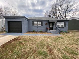 202 W Lindberg St, Springfield, MO 65807