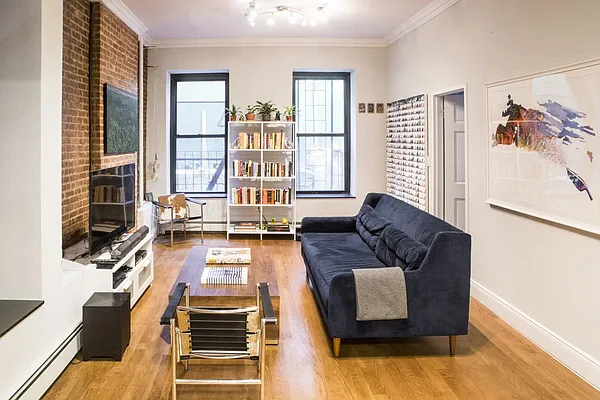 Rented by Bohemia Realty Group | media 27