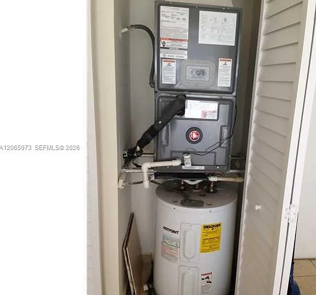16919 N Bay Rd #420 — Photo 12