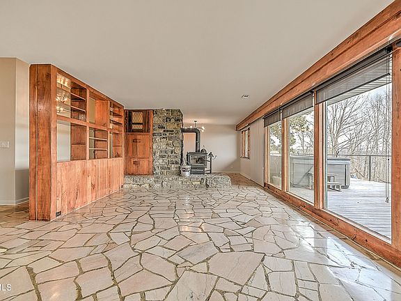 5th image of 4537 Old Stage Rd