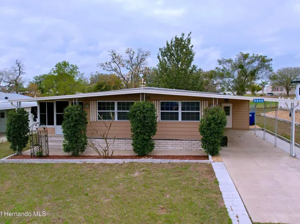 8698 Highpoint Blvd, Brooksville, FL 34613