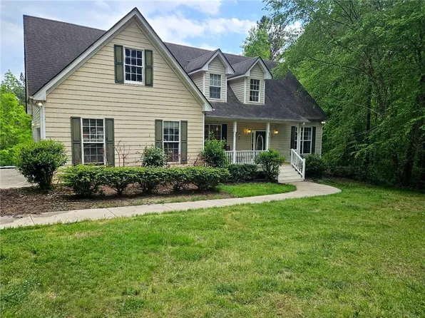 112 Tunnel Hill Dr, Ball Ground, GA 30107