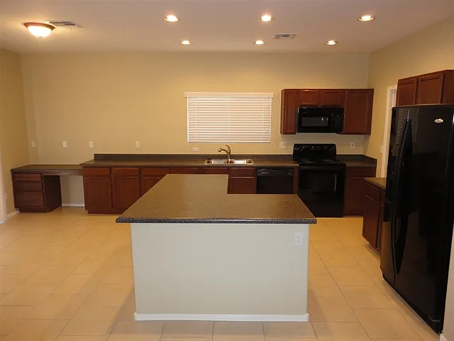 9128 E Plana Ave — Photo 3