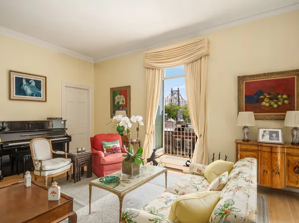 4 Sutton Place image 2 of 19