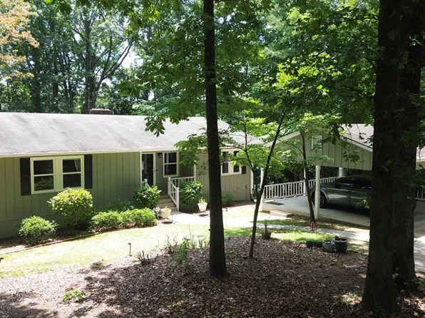 98 Rue Beau Rivage, Lavonia, GA 30553