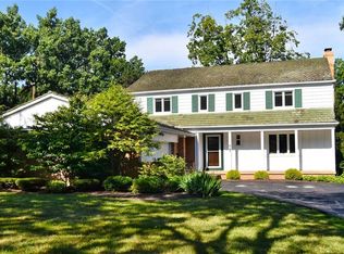 2706 Sulgrave Rd, Shaker Heights, OH 44122