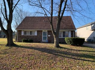 914 Blackhawk Dr, University Park, IL