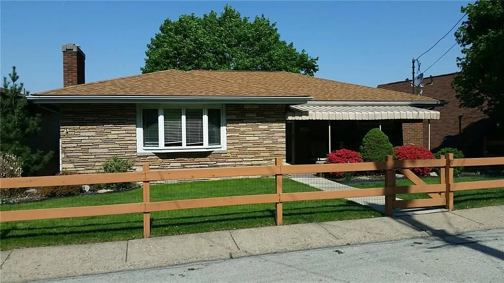 218 Euclid Ave photo 1