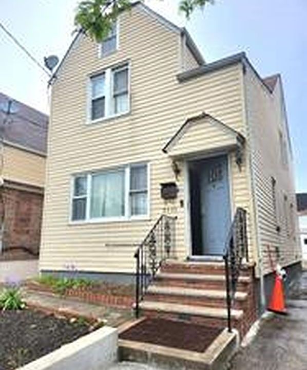 1st image of 9323 210th St