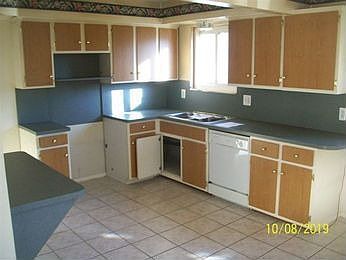 2nd image of 23015 Francis St