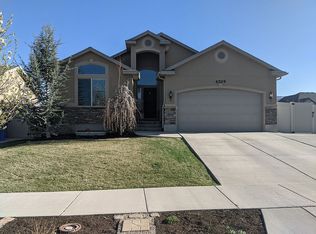 4709 W Shawnee Dr, Riverton, UT 84096