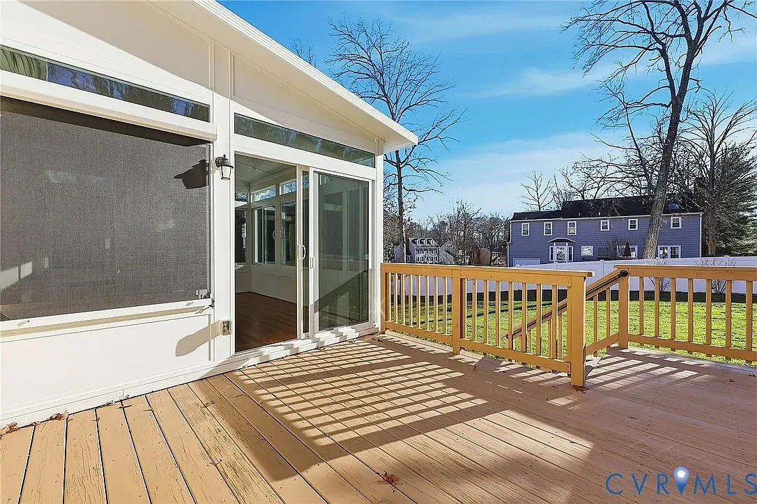 4 bed, 1750 sqft, $2,650 — Photo 2