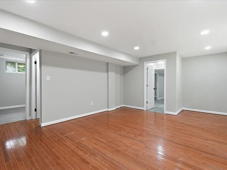 9200 Pebble Ct — Photo 26
